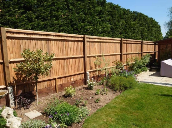 close board fencing